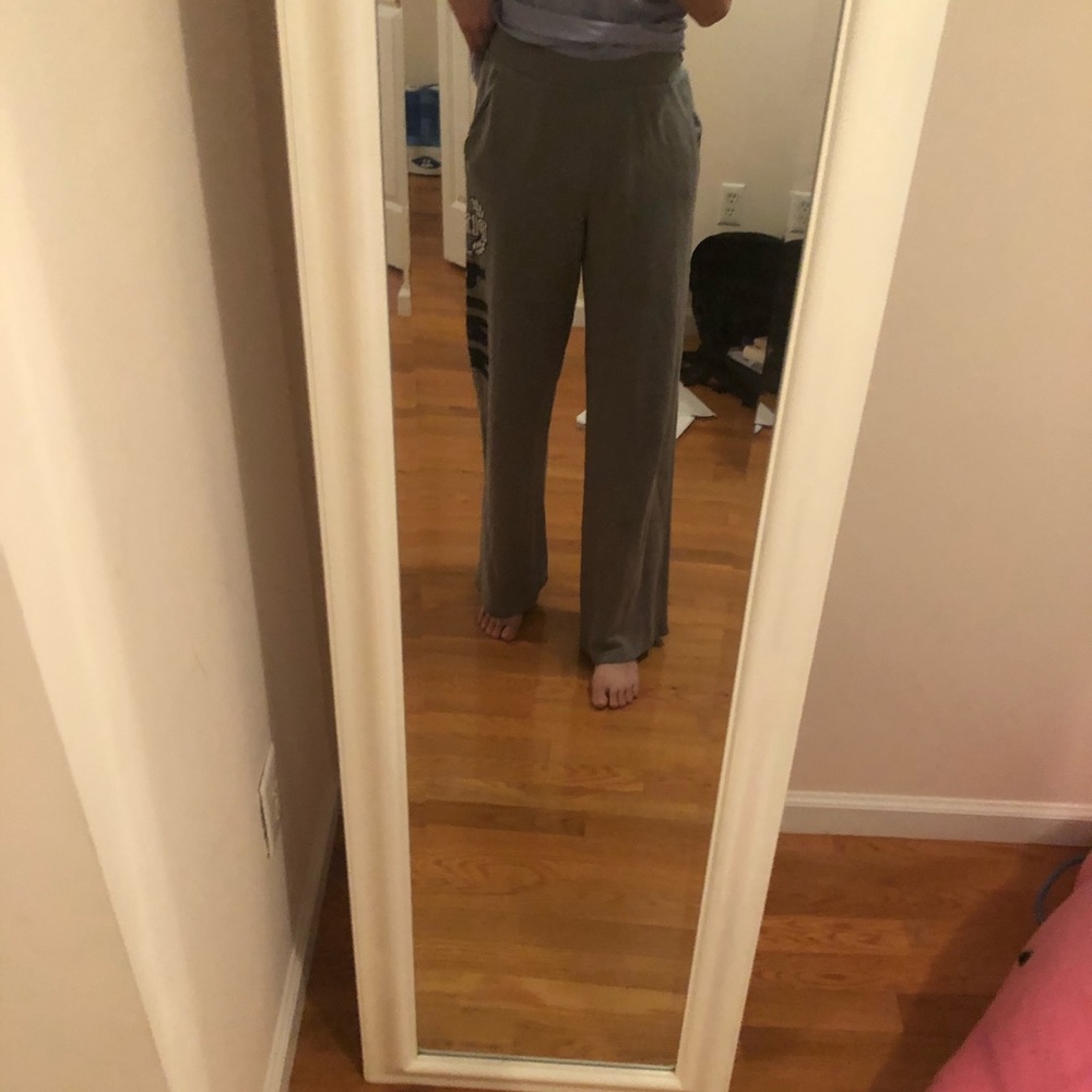 PINK Gray sweatpants